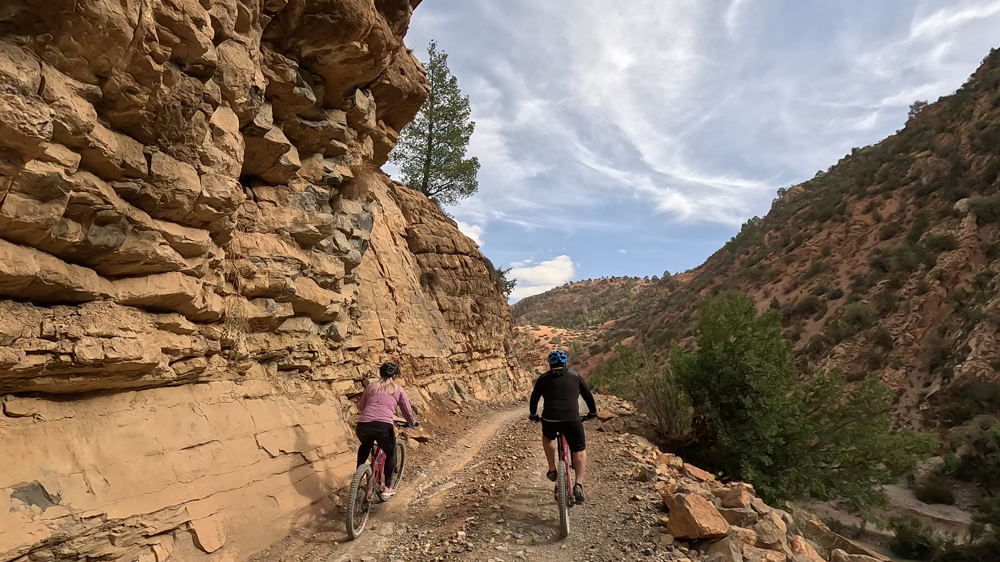 Pédalez jusqu'au paradis : itinéraire cycliste de 7 jours de Marrakech au Sahara