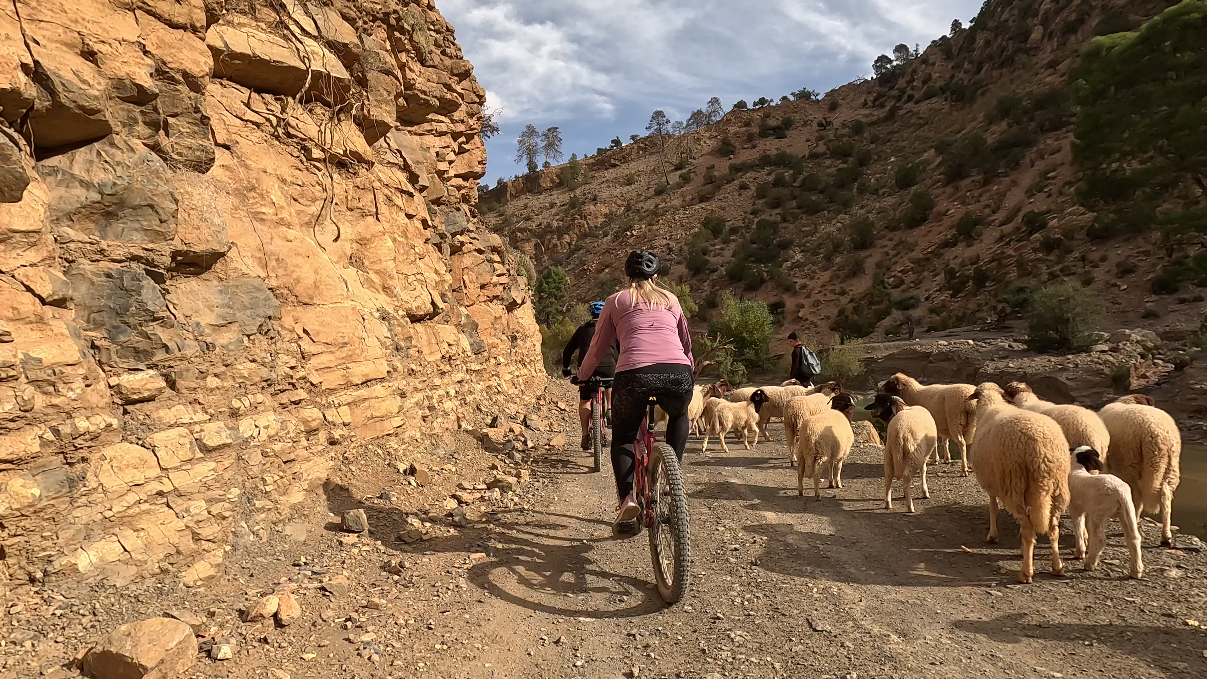 3-Day Atlas E-Bike Discovery Tour